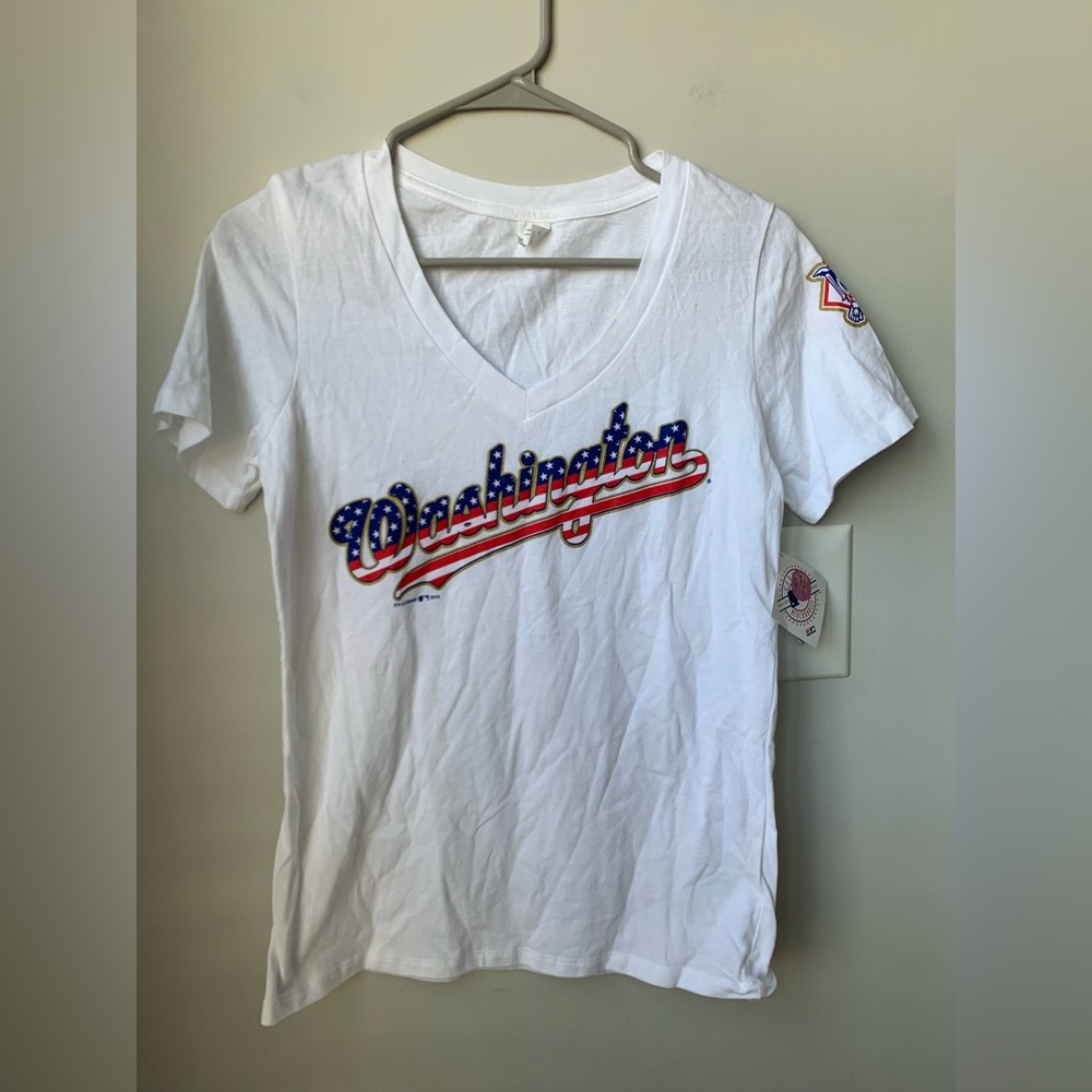 GENUINE APPAREL Women’s Washington Nationals Cotton Short Sleeve Tee - Picture 5 of 10